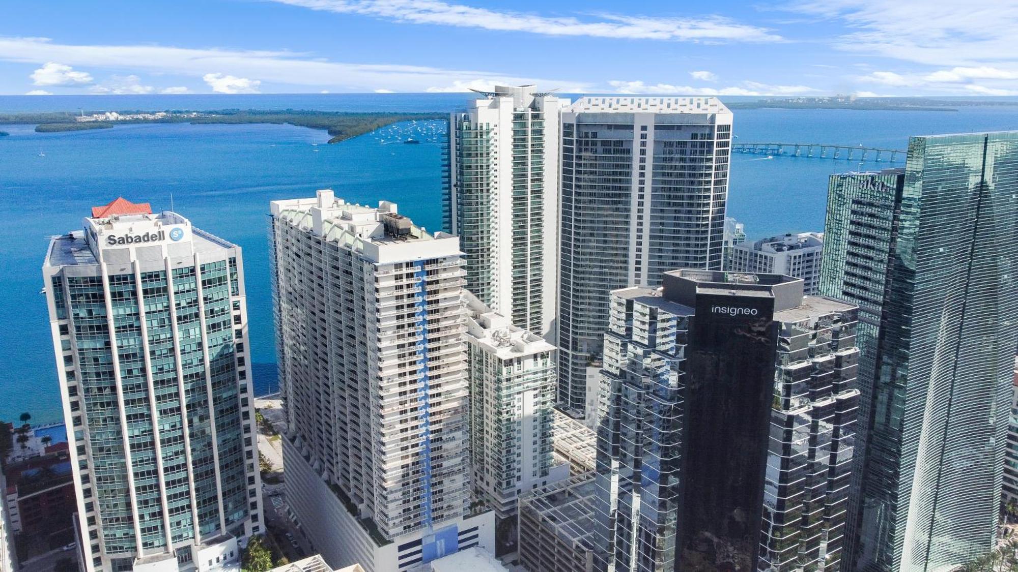 Upscale Brickell 3 Bedroom With Water Views And Free Parking Μαϊάμι Εξωτερικό φωτογραφία
