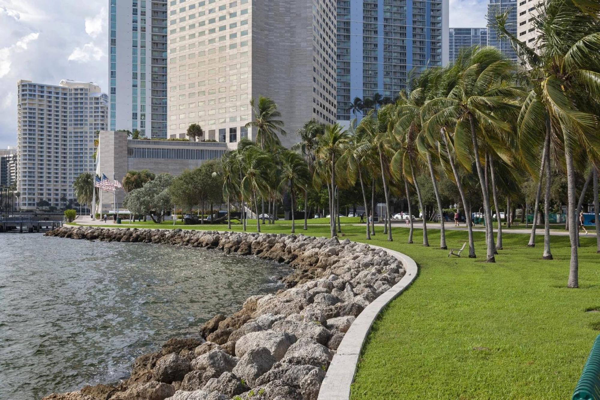 Upscale Brickell 3 Bedroom With Water Views And Free Parking Μαϊάμι Εξωτερικό φωτογραφία