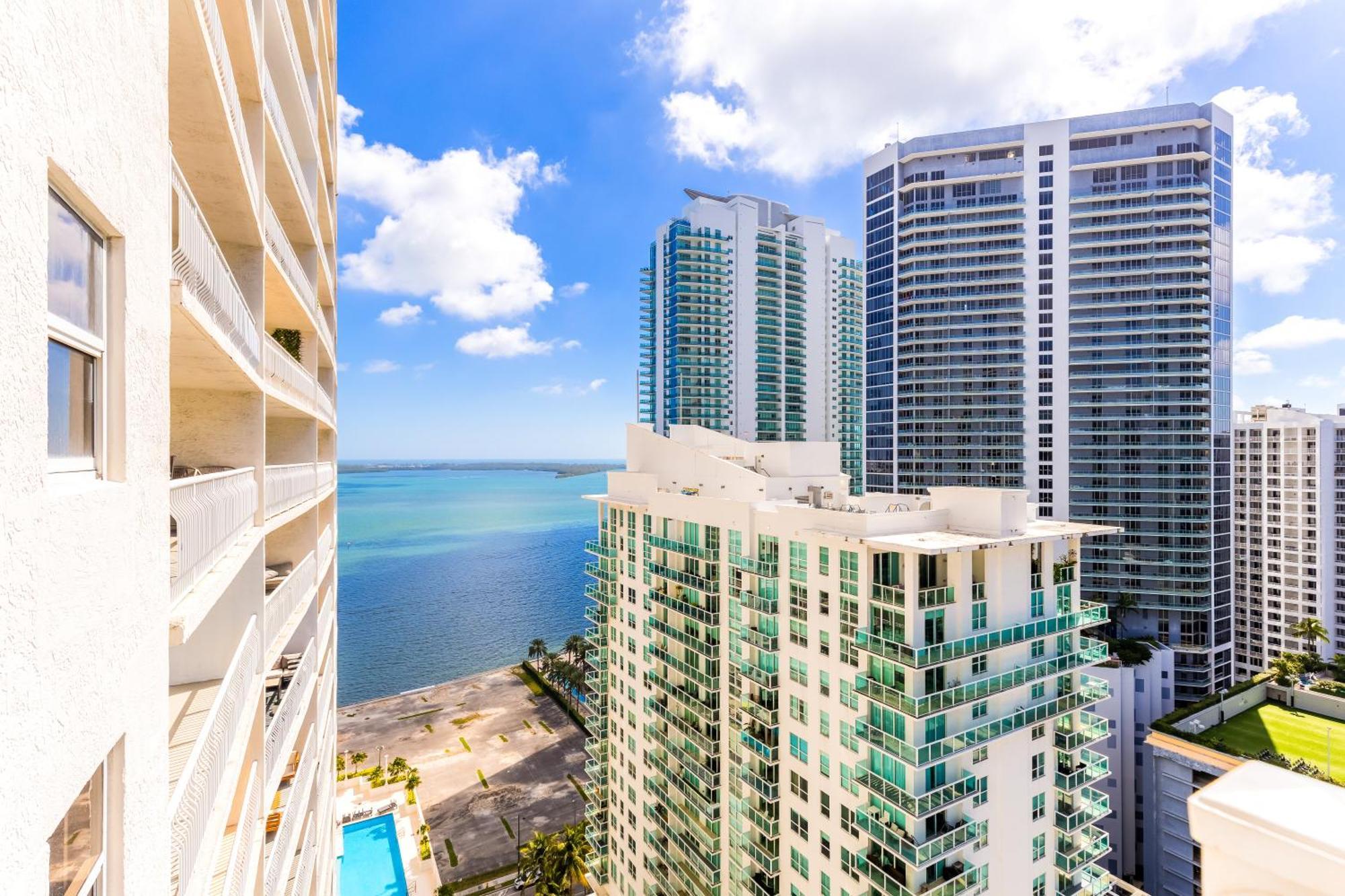 Upscale Brickell 3 Bedroom With Water Views And Free Parking Μαϊάμι Εξωτερικό φωτογραφία